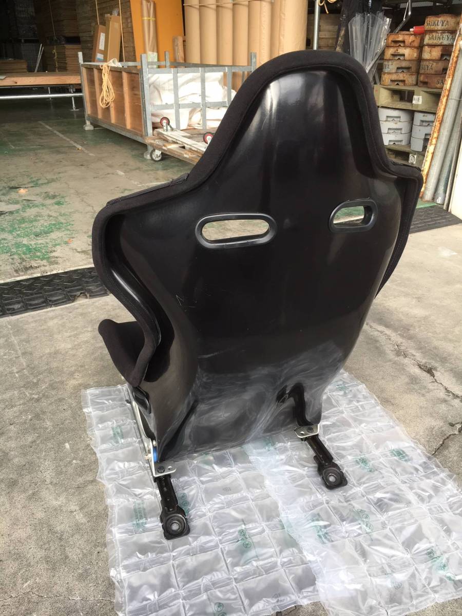 ■ ロードスター　NA NB フルバケットシート　エスケレート　ESQUELETO　中古　運転席（右側）　1脚
