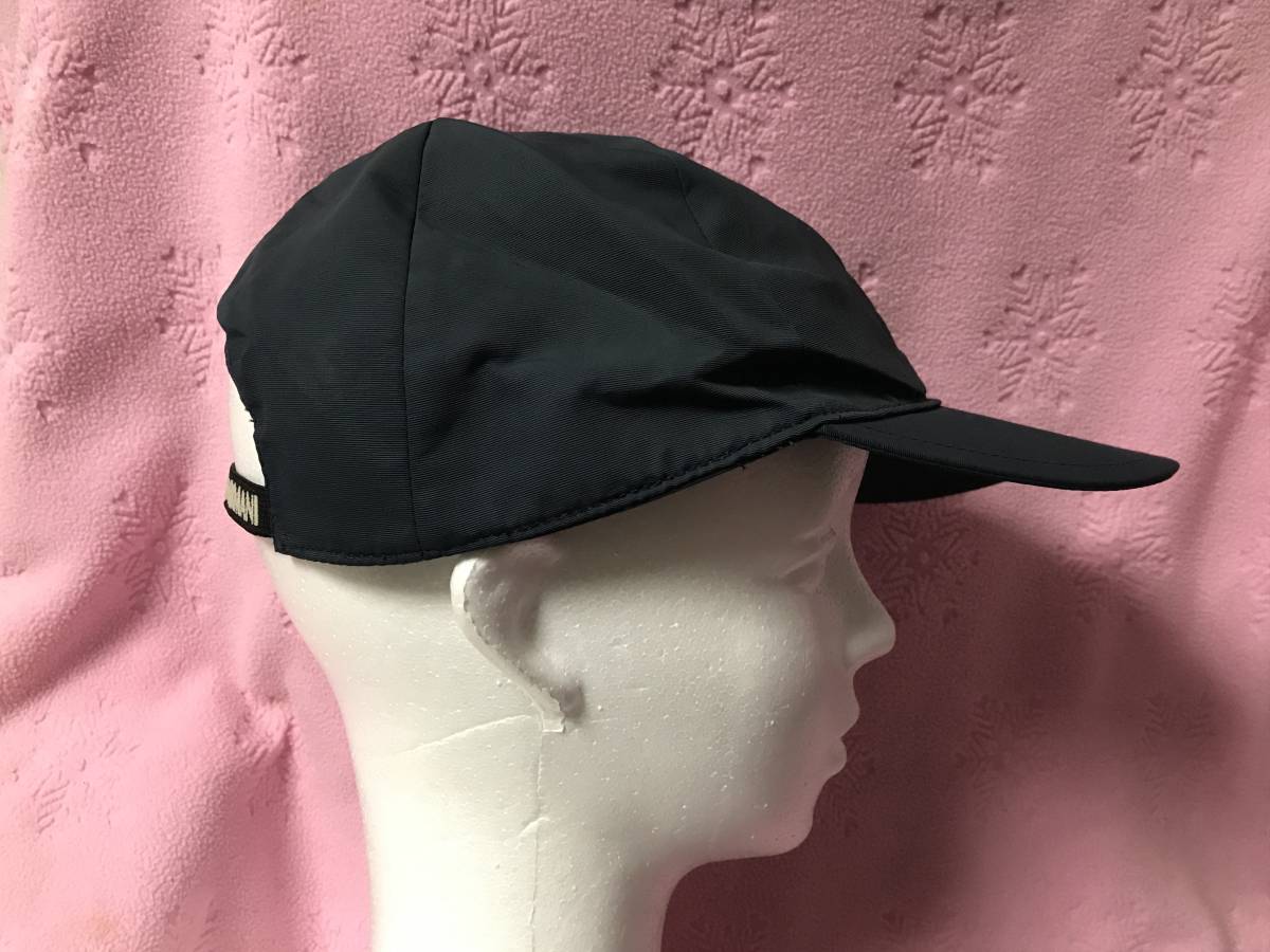 Giorgio Armani ジョルジオ アルマーニ キャップ 帽子 濃紺 品 アルマーニ 売買されたオークション情報 Yahooの商品情報をアーカイブ公開 オークファン Aucfan Com