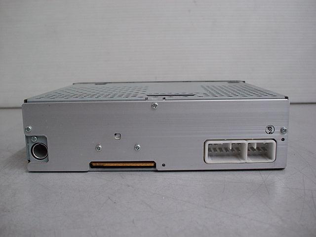 (110 426) ダイハツ純正 86180-B5010 CDプレーヤー アトレー_3