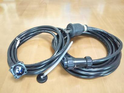 キャンピングカー・移動販売車用　亜鉛合金　外部電源防水ソケット、ケーブルセット