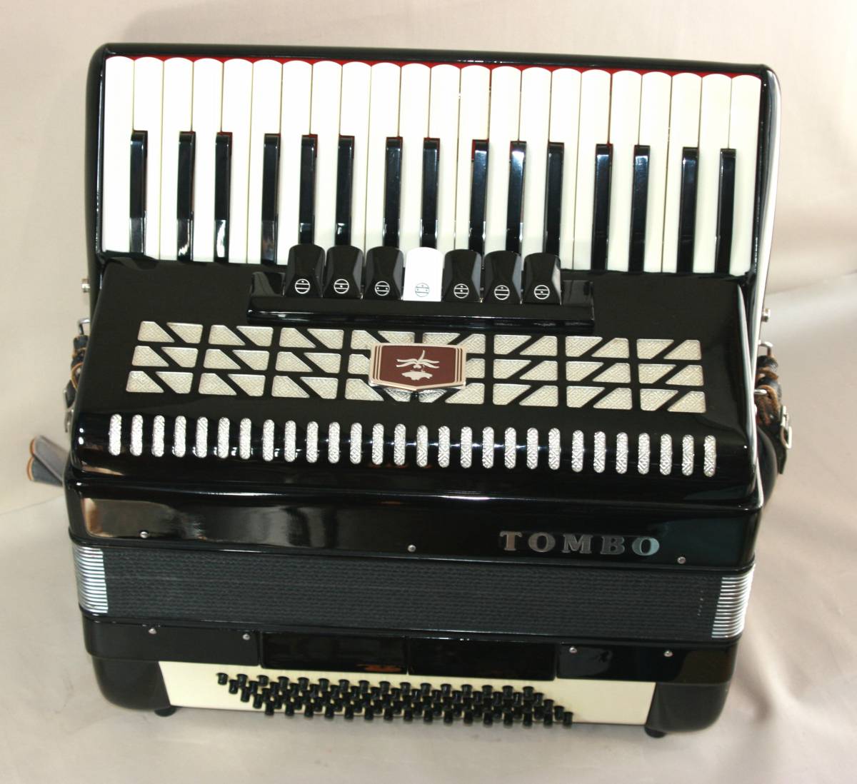 T80B アコーディオン TOMBO 37鍵盤⁄80ベース MML音色切替6 TOMBO