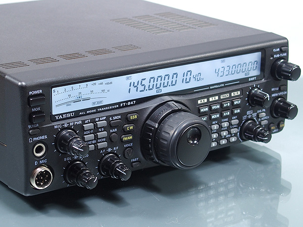 YAESU トランシーバー FT847 100W