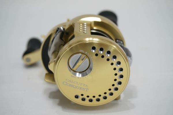 k0827 SHIMANO シマノ 14 カルカッタ コンクエスト 200 美品
