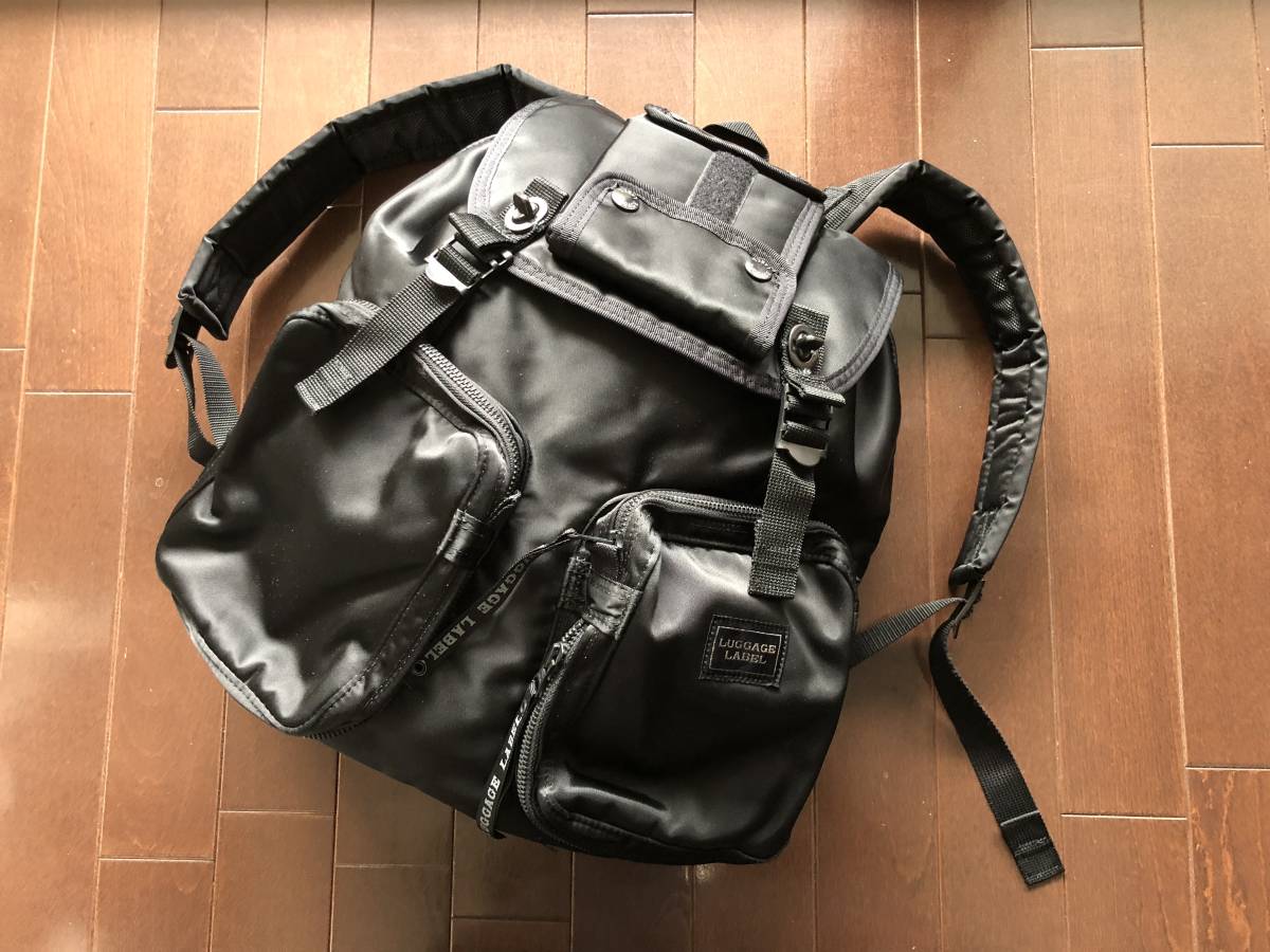 【最安値，新品】 数回 ラゲッジレーベル リュック／デイパック／バックパック 黒 吉田(リュックサック、デイパック)｜売買されたオークション情報、yahooの商品情報をアーカイブ公開 - オークファン かばん、バッグ