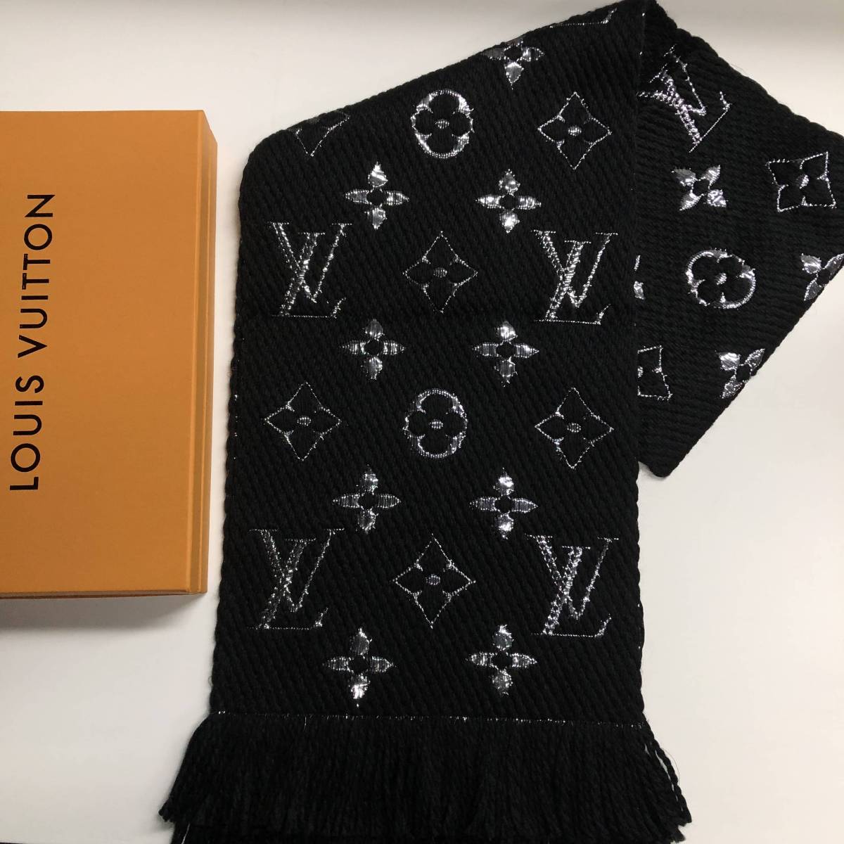 ルイヴィトン マフラー LV 黒×銀 シャイン 175×30cm LOUIS 