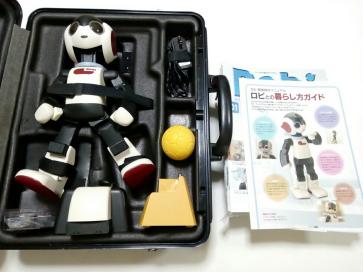 【動作確認済】ディアゴスティーニ　ロビ　完成品　キャリングケース付 即決有 動作確認済 デアゴスティーニ 週刊 ロビRobi再刊行版 鍵付収納