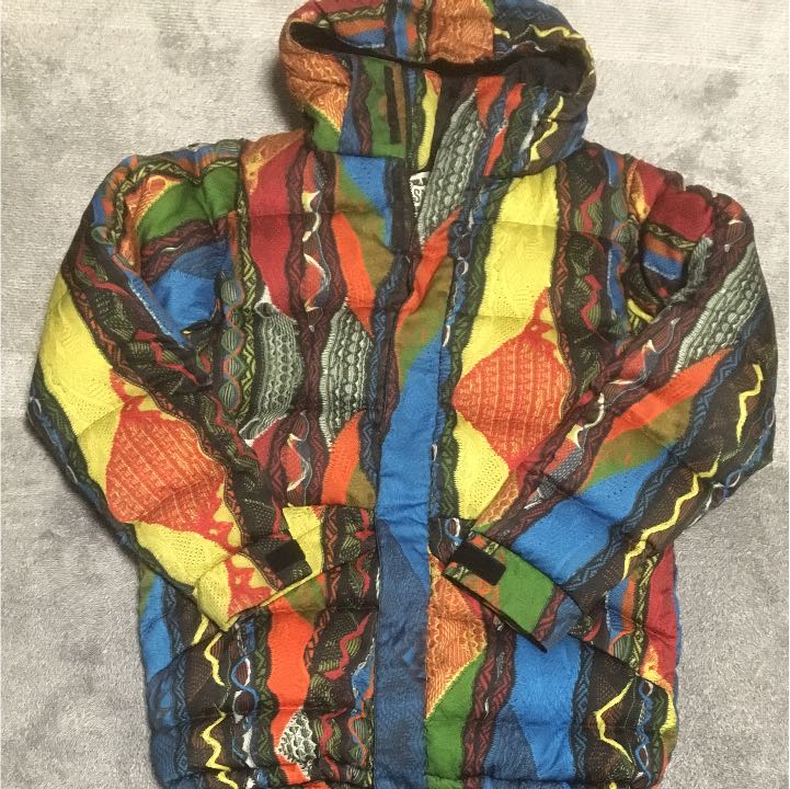 【大得価，人気】 coogi burton ダウンジャケット クージー バートン サイズL 着丈75cm 身幅60cm 肩幅51cm(Lサイズ)｜売買されたオークション情報、yahooの商品情報をアーカイブ公開 - オークファン Lサイズ