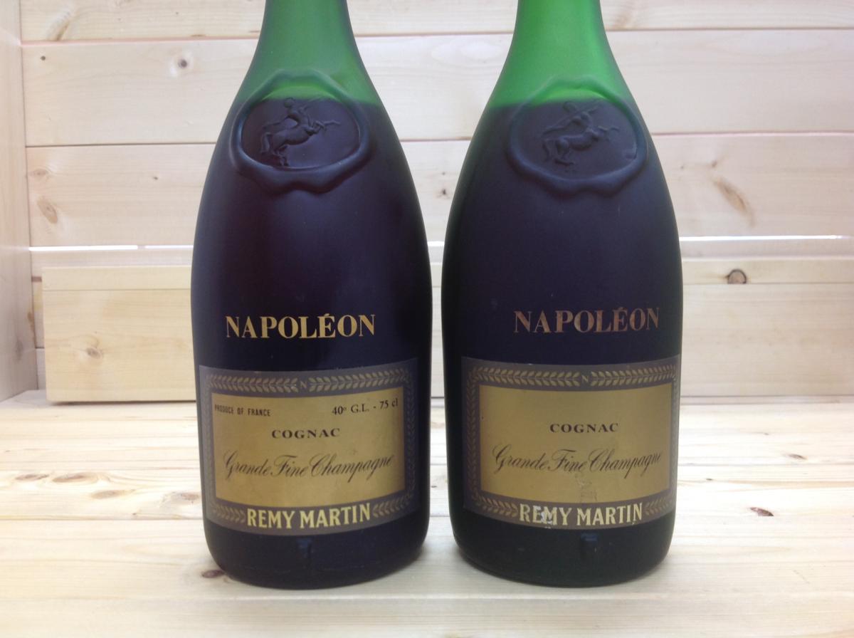 700ml×2本REMY MARTIN レミーマルタン ナポレオン 旧ラベル 古酒☆未開栓 REMY MARTIN レミーマルタン NAPOLEON ナポレオン 旧