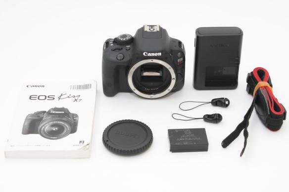 Canon Eos Kiss X7 キャノン一眼レフカメラ ボディのみ 1800万画素 Af動画撮影可能 キヤノン 売買されたオークション情報 Yahooの商品情報をアーカイブ公開 オークファン Aucfan Com