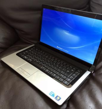 美品　DELL Studio1558 Corei7-720QM 4GB 500GB 15.6インチ BluRayRE Windows7　OFFICE