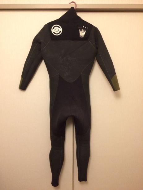 Futurewave Wetsuits 公式サイト セミドライ LINEUP ウェットスーツ