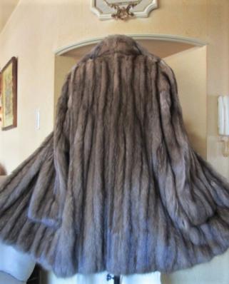 本物保証，安い SOBOL＆ミラショーン 最高級ロシアンセーブル毛皮セミロングコート 大きめゆったりサイズ/メンズOK(セーブル)｜売買されたオークション情報、yahooの商品情報をアーカイブ公開 - オークファ セーブル