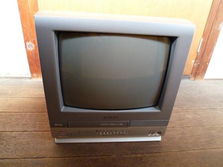 シャープ製　テレビ　ビデオ　VT-14GH10