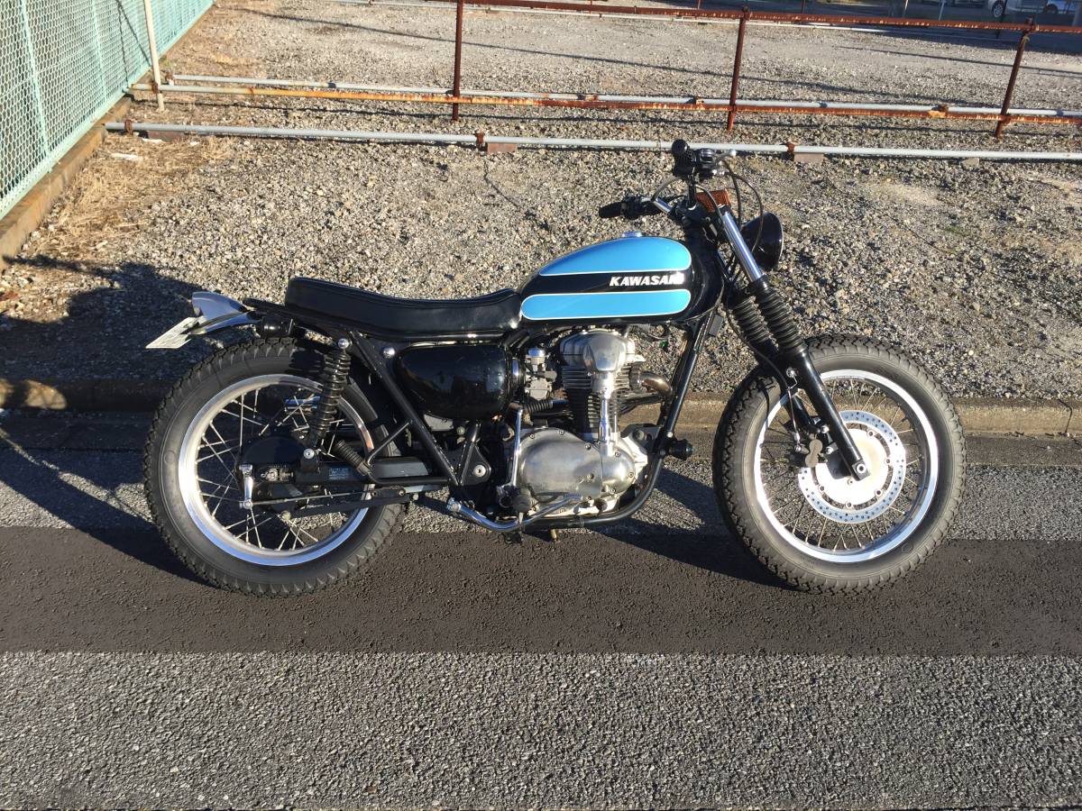 カワサキ W650 ワンオフシート完成 | 1度の人生楽しまなきゃ