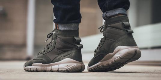 人気セール，SALE NIKE SFB LEATHER 6 NSW &rdquo;OLIVE&rdquo; 26.5センチ ペンドルトン フィールドブーツ ナイキ(26.5cm)｜売買されたオークション情報、yahooの商品情報をアーカイブ公開 - オークファン 26.5cm