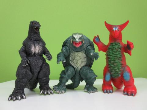 新作登場，人気SALE 品 ソフビ ガメラ ゴジラ 怪獣ブルマァク 3体まとめて(ソフビ)｜売買されたオークション情報、yahooの商品情報をアーカイブ公開 - オークファン ソフビ