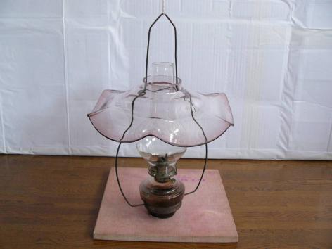 ○ 必見！【 乳白ガラス傘の吊りオイルランプ アンティーク 気泡ガラス