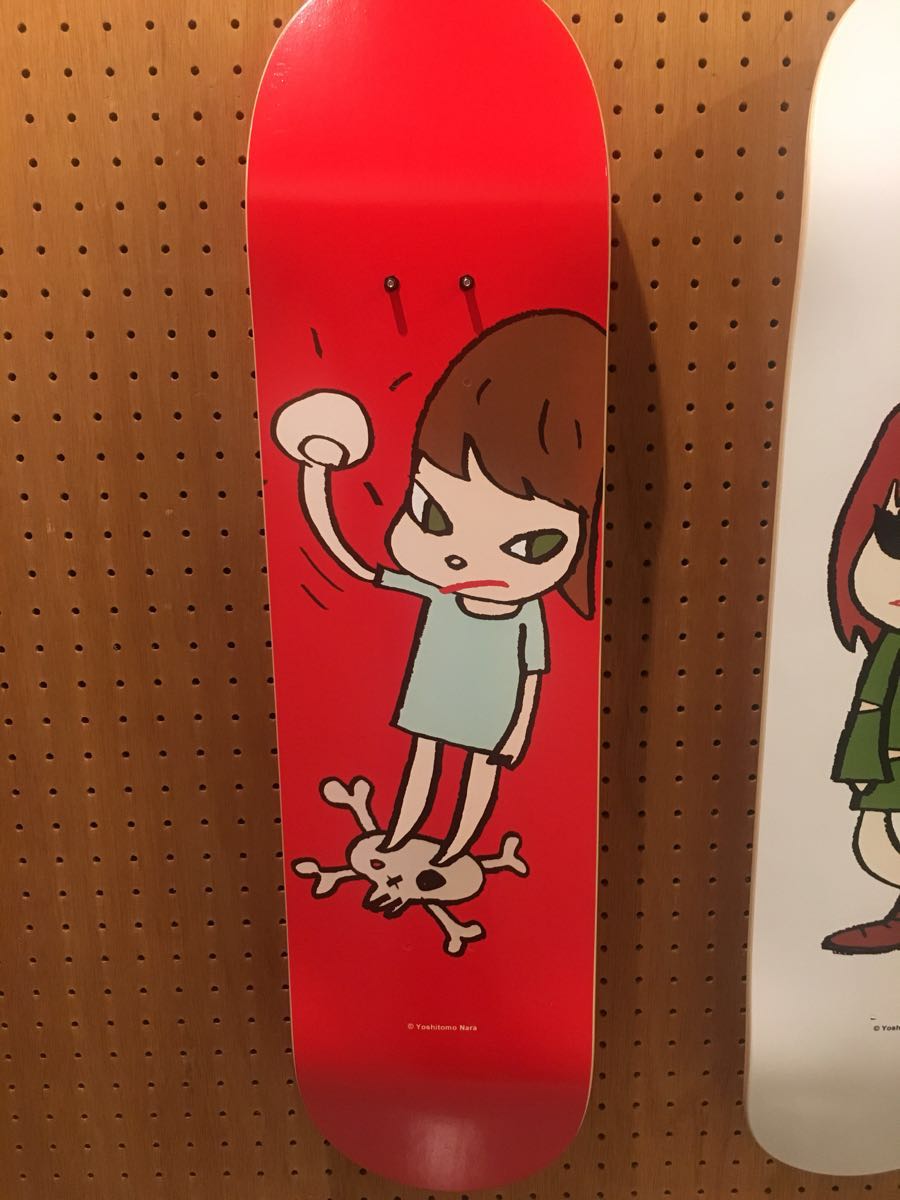 奈良美智スケートボード