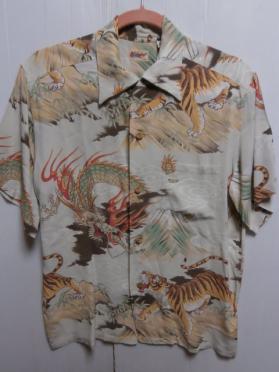 東洋エンタープライズ　SUNSURF（サンサーフ）和柄 DRAGON&TIGER　虎　龍 M