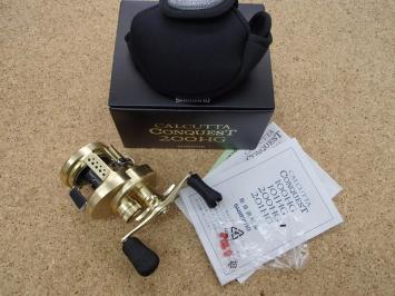 シマノ　カルカッタコンクエスト２００HG　右（中古）を出品致します。