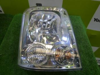 エブリイワゴンDA64W右ヘッドライト