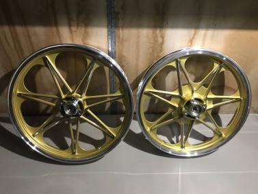 __希少!?__Z400FX キャスト ホイール 前後G/Z400GPハヤシBEETメルバ　GPZ400F ゼファー400　