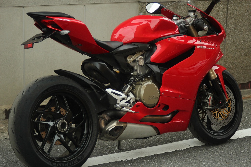 DUCATI 1199パニガーレ ABS ☆美外装☆ 本国マフラー/ブレンボローター 