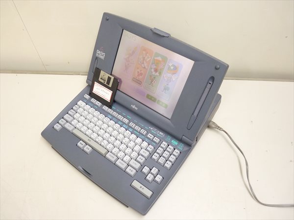 システム保持バッテリー交換+整備済み 富士通 カラー液晶ワープロ OASYS LX-4500NT システムフロッピー付き 管SL9354 m