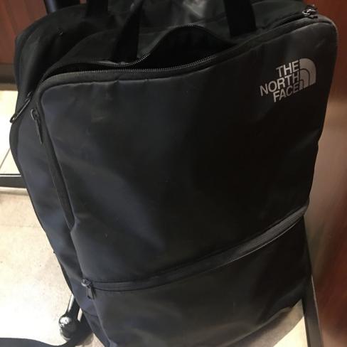 Apple Store限定モデル BITE25 バイト25 northface 防水 リュック ノースフェイス 25リットル MacBook