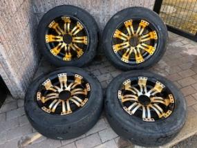 ハイエース等】フレーダーマウス FLEDERMAUS クエルボ8 16×7.5J +32 4本