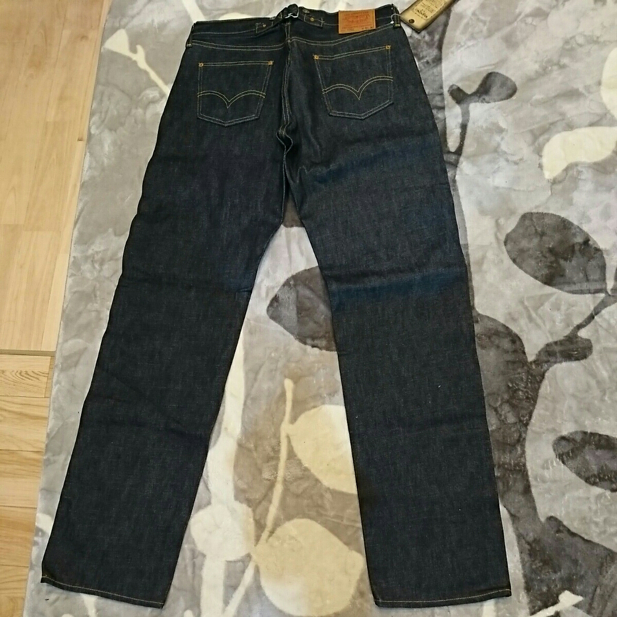 新品 限定生産 Levi