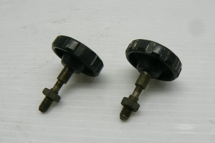 ●●●良品！ CBM72 ．CB72 サイドカバー取り付けボルトSET （検索、 CL72 ．CL77．）！