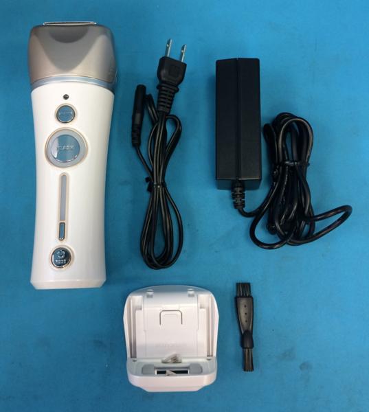 YA-MAN　家庭用光美容器 ダブルエピPRO　STA-179NA (サングラス欠品)