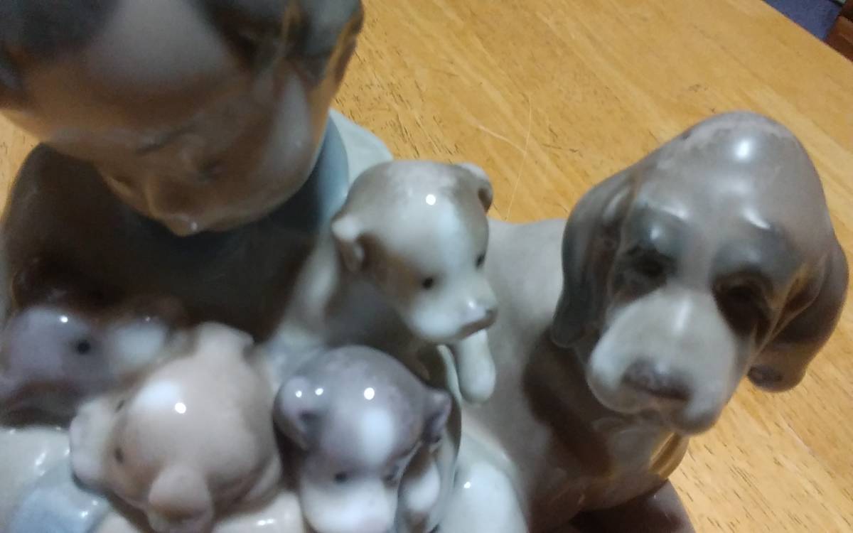 LLADRO リヤドロ 陶器 置物 オブジェ 犬と戯れる男の子 【公式通販】