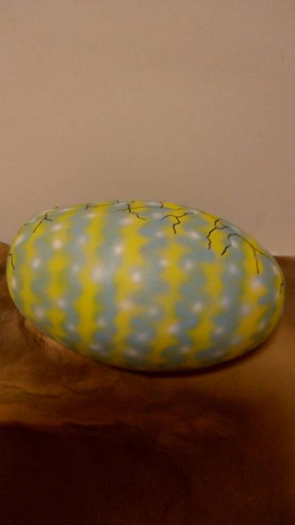 ゴジラフィギュア モスラの卵 モスラの幼虫