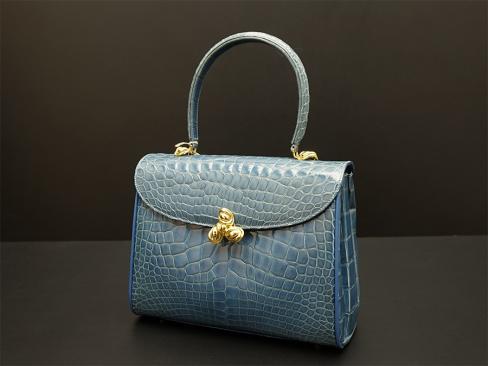 【正規品，お買い得】 イタリア製 KRISTAR CROCO クリスタークロコ レディース ハンドバッグ クロコ 鞄 カバン 定価￥462000 長期保管品 B48(クロコダイル)｜売買されたオークション情報、yahooの商品情報をアーカイブ公 クロコダイル