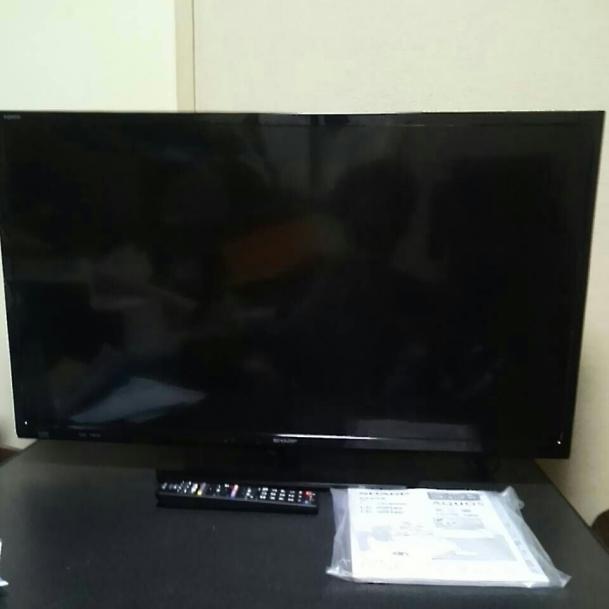 在庫品即納 美品 SHARP AQUOS 2017年製液晶カラーテレビLC-32H40 