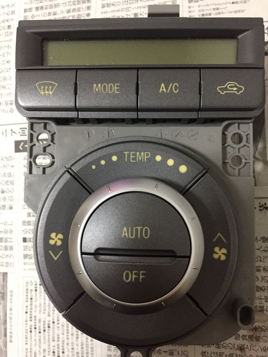 即決●ホワイト/アイスブルー LED打ち換え済●エアコンパネルスイッチ ムーブL175s 検索語ミラL275sソニカL405sアトレーS321 331ミラココア LED エアコンパネルLED打ち換え(アイスブルーLED使用)（トヨタ ヴェル 完成品MK53S アイスブルーLED打ち替え エアコンパネルとステアリングスイッチLED打ち替え