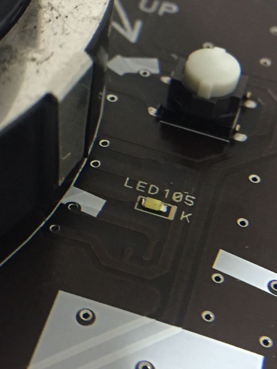 即決●ホワイト/アイスブルー LED打ち換え済●エアコンパネルスイッチ ムーブL175s 検索語ミラL275sソニカL405sアトレーS321 331ミラココア LED エアコンパネルLED打ち換え(アイスブルーLED使用)（トヨタ ヴェル 完成品MK53S アイスブルーLED打ち替え エアコンパネルとステアリングスイッチLED打ち替え