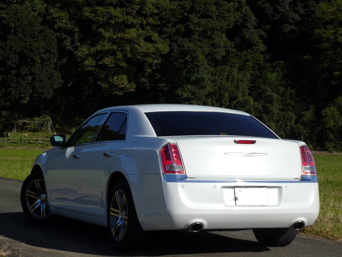【LX36】◆クライスラー300LTD◆純正ナビ/キセノン/低走行/車検32/3♪_2