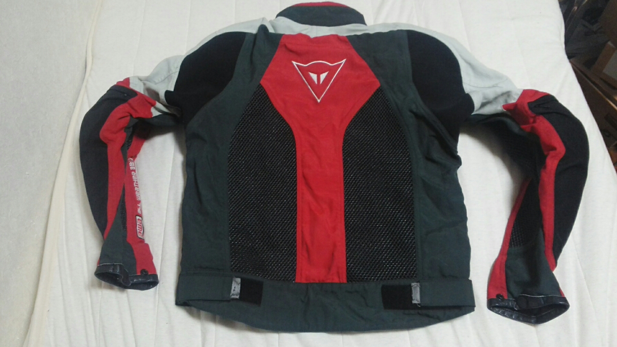 Dainese メッシュジャケット 黒/赤 メッシュsize/48 Dainese バイクジャケット M 黒/赤/グレー Dainese メッシュジャケット