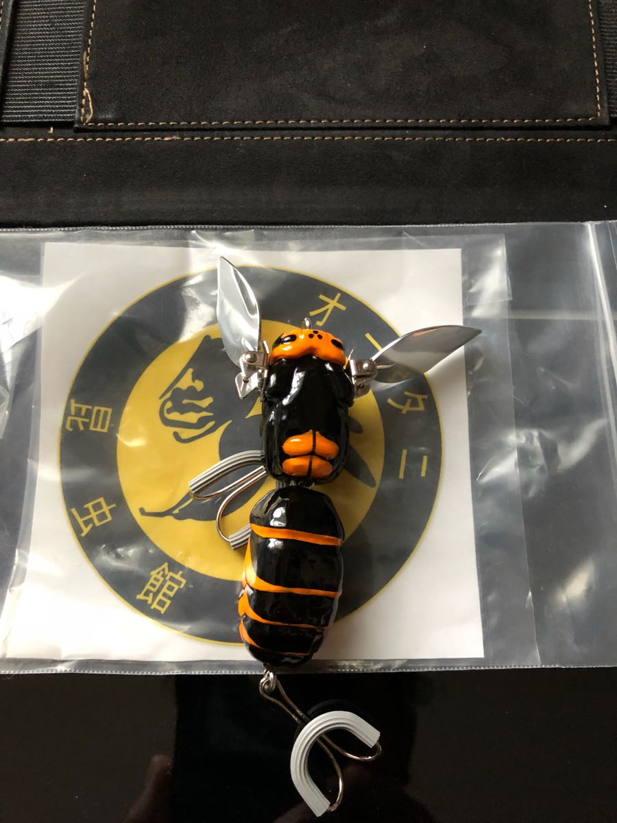 オータニ　昆虫館　デカスズメバチ オータニ昆虫館 デカスズメバチ ① オータニ昆虫館 ☆激レア☆ 良く