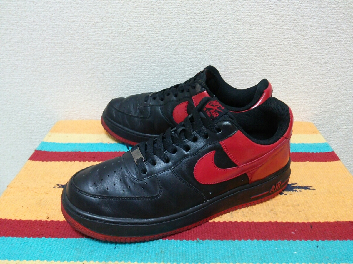 0 AIR FORCE NIKE ブラック LOW フォース エア ナイキ 黒 アクション 