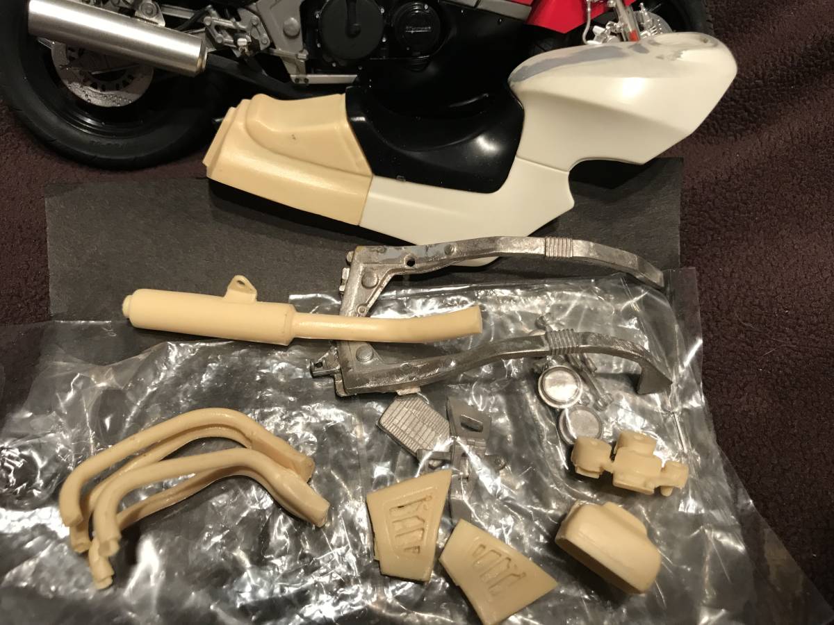 CREAM 1&frasl;12 Kawasaki FX400R トランスキット GPZ400Rベースキット付き