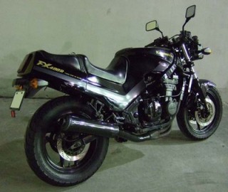 CREAM 1&frasl;12 Kawasaki FX400R トランスキット GPZ400Rベースキット付き