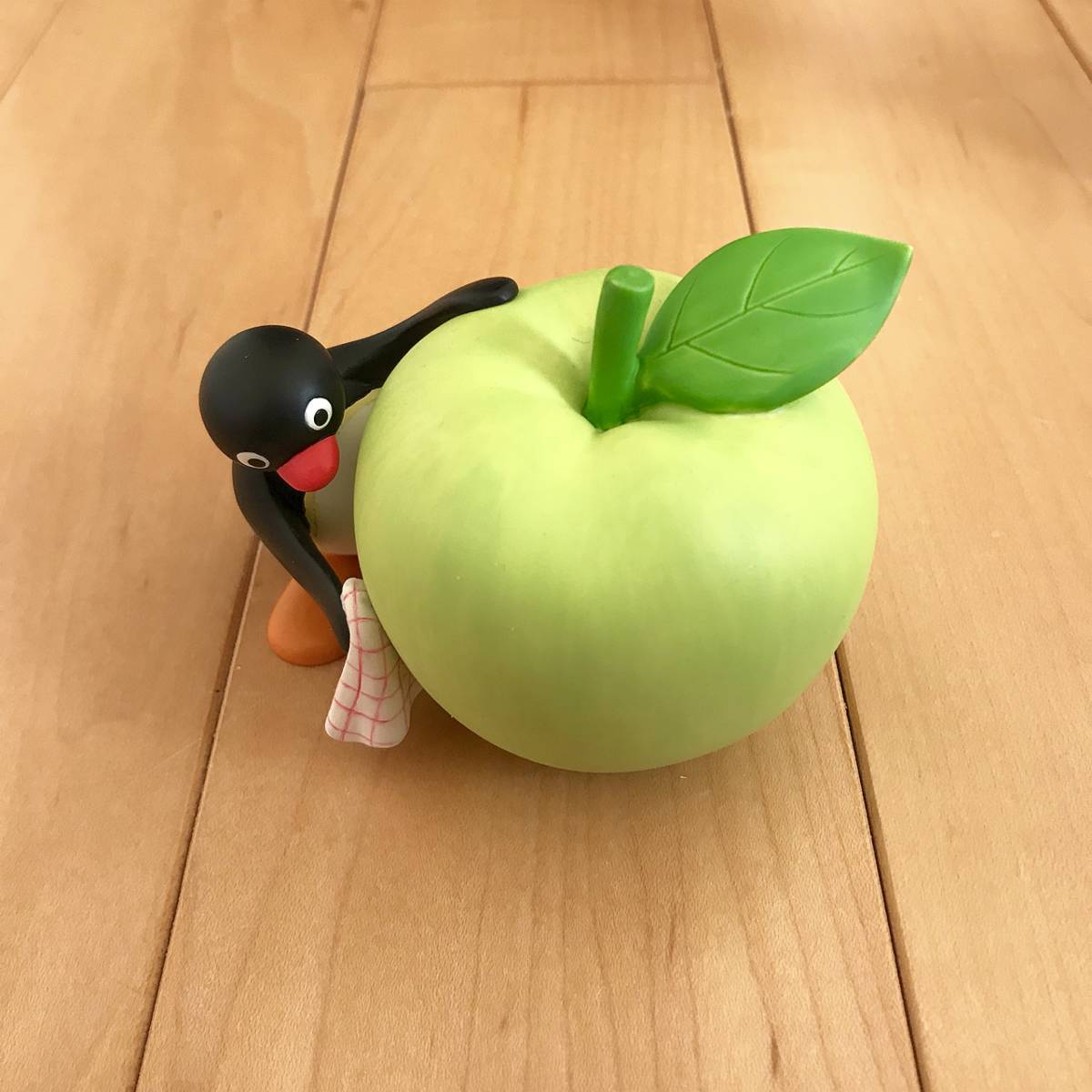 ピングー フルーツシリーズ ポリレジン マスコット フィギュア 青リンゴ ピングー 売買されたオークション情報 Yahooの商品情報をアーカイブ公開 オークファン Aucfan Com