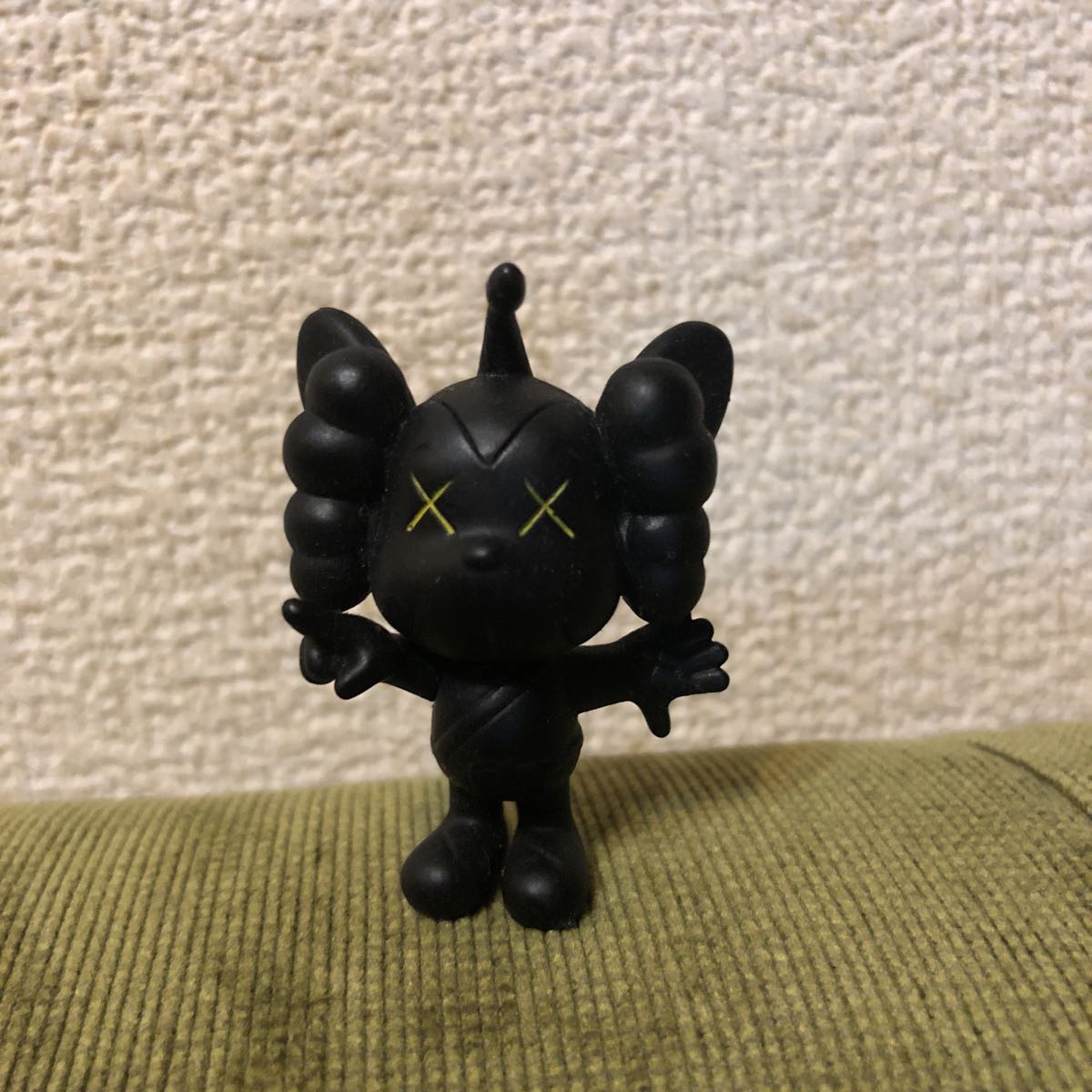 KAWS Original Fake JPP ピーポ君 カウズ キーホルダー チャーム ベア 
