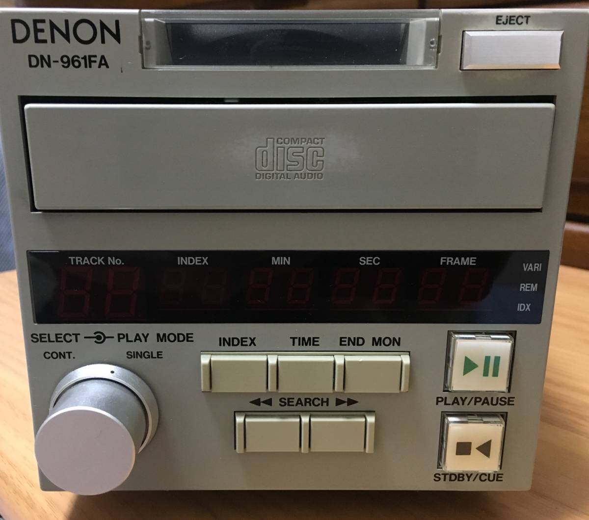 人気SALE，定番人気 DENON DN-961FA本体 マニュアル付き 品(DENON)｜売買されたオークション情報、yahooの商品情報をアーカイブ公開 - オークファン DENON