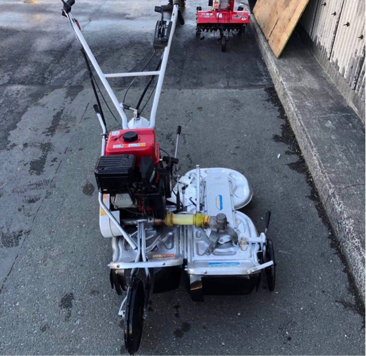 SOLD OUTオーレック 自走式草刈機 スーパーウイングモア WM1107