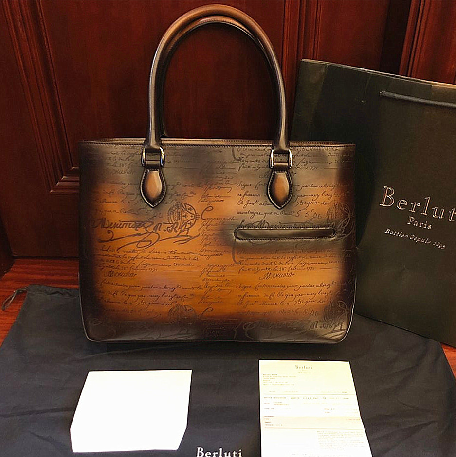 定番人気，正規品 正規品保証 最高級ベルルッティ/Berluti TOUJOURS 幻のパティーヌ トートバッグ 購入明細書付(トートバッグ)｜売買されたオークション情報、yahooの商品情報をアーカイブ公開 - オークファン トートバッグ